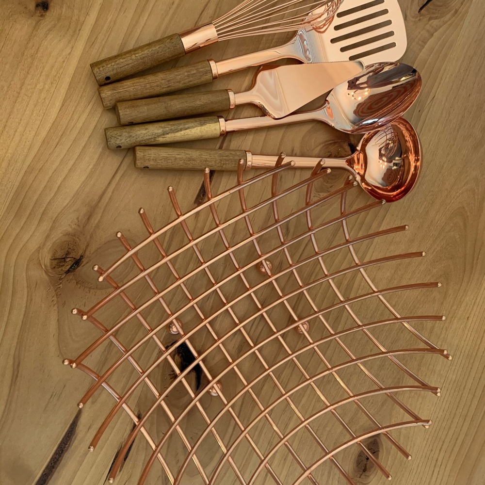 Rose Gold Kitchen utensils and Fruit Bowl